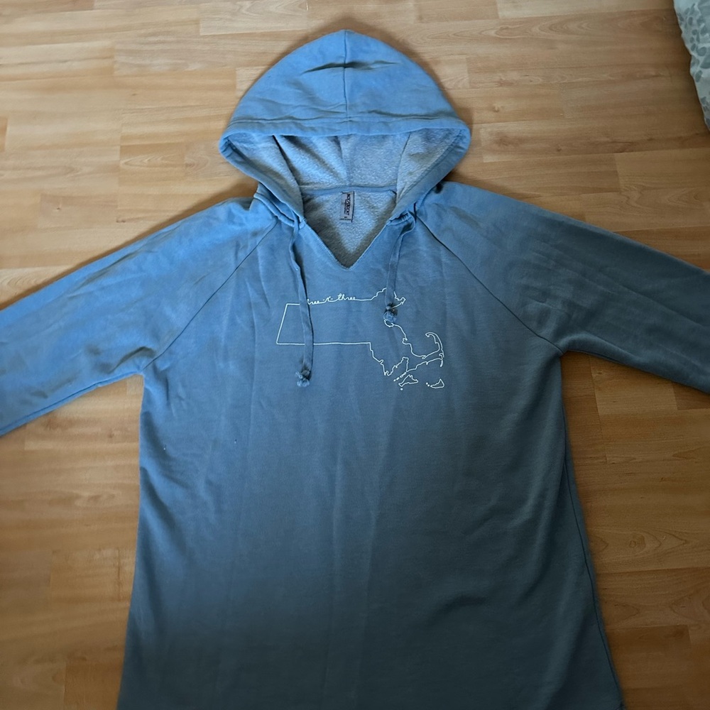 Salty harbor XL cape cod sweatshirt